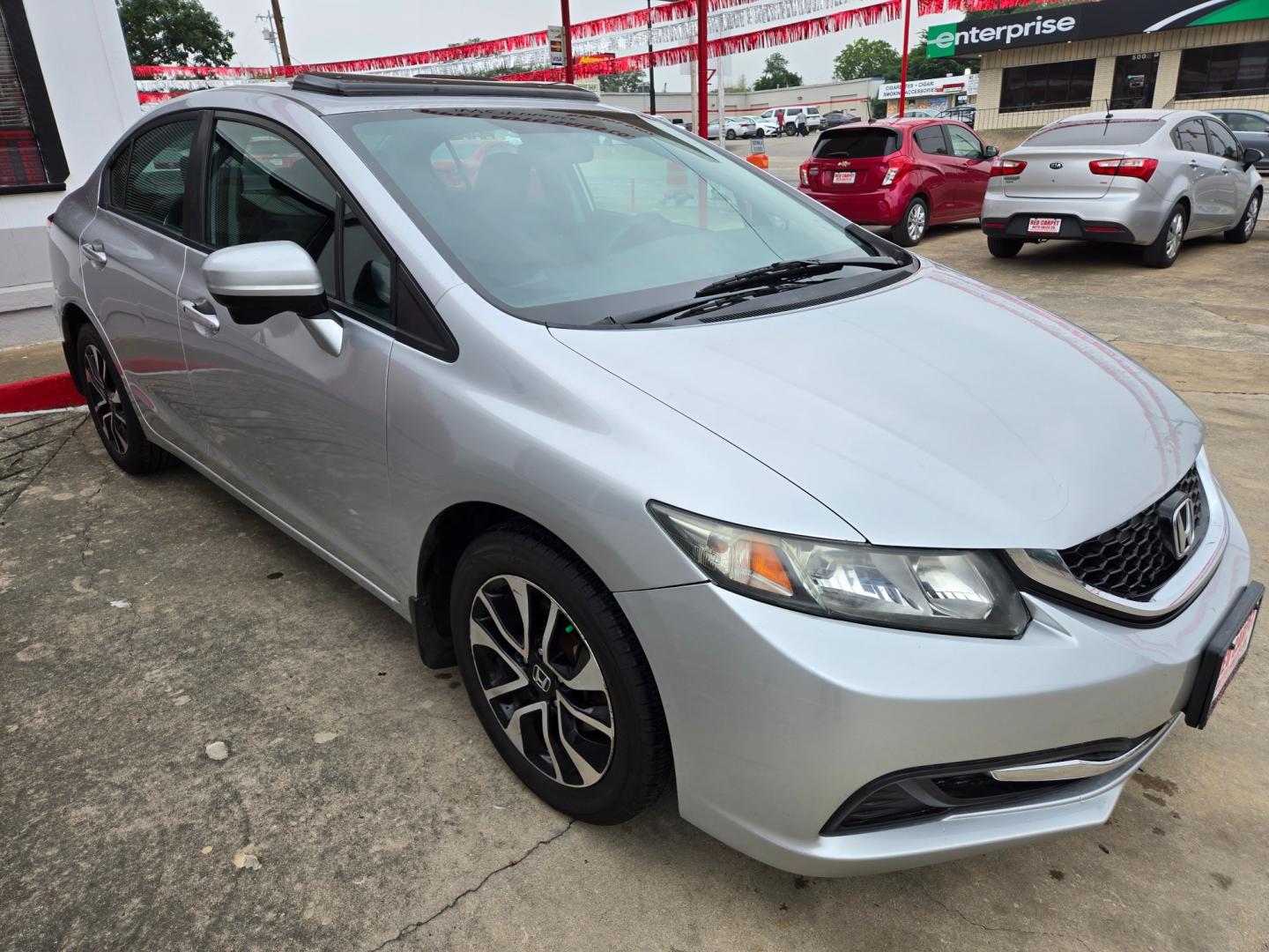 2014 SILVER Honda Civic (19XFB2F80EE) with an 1.8L I4 F SOHC 16V engine, located at 503 West Court, Seguin, TX, 78155, (830) 379-3373, 29.568621, -97.969803 - Photo#1